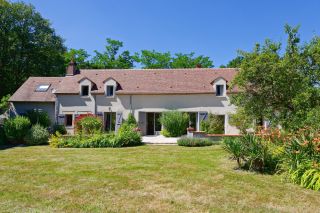 house 7 Rooms for sale on LOURY (45470)