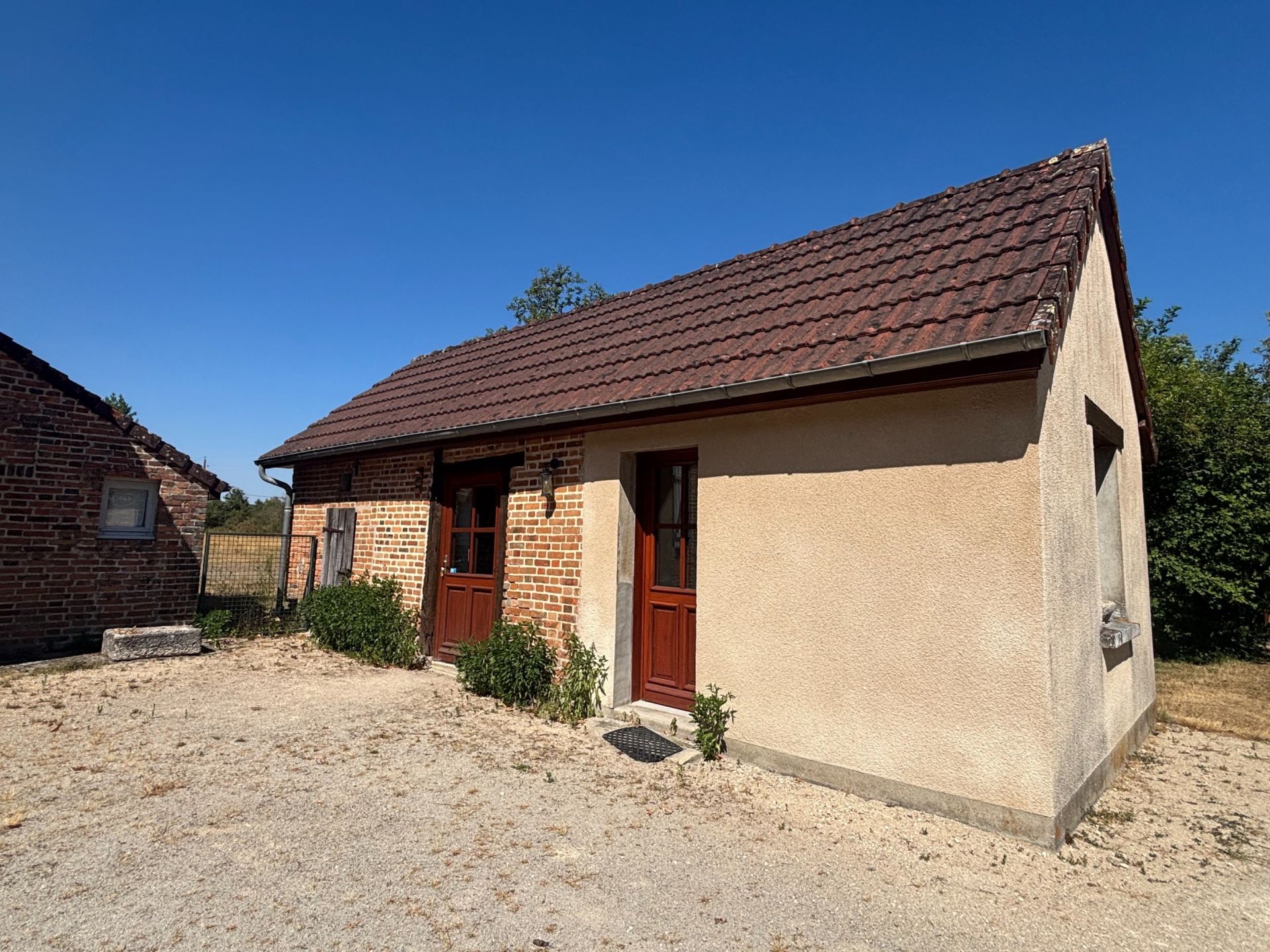 house 13 Rooms for sale on LA FERTE ST AUBIN (45240)