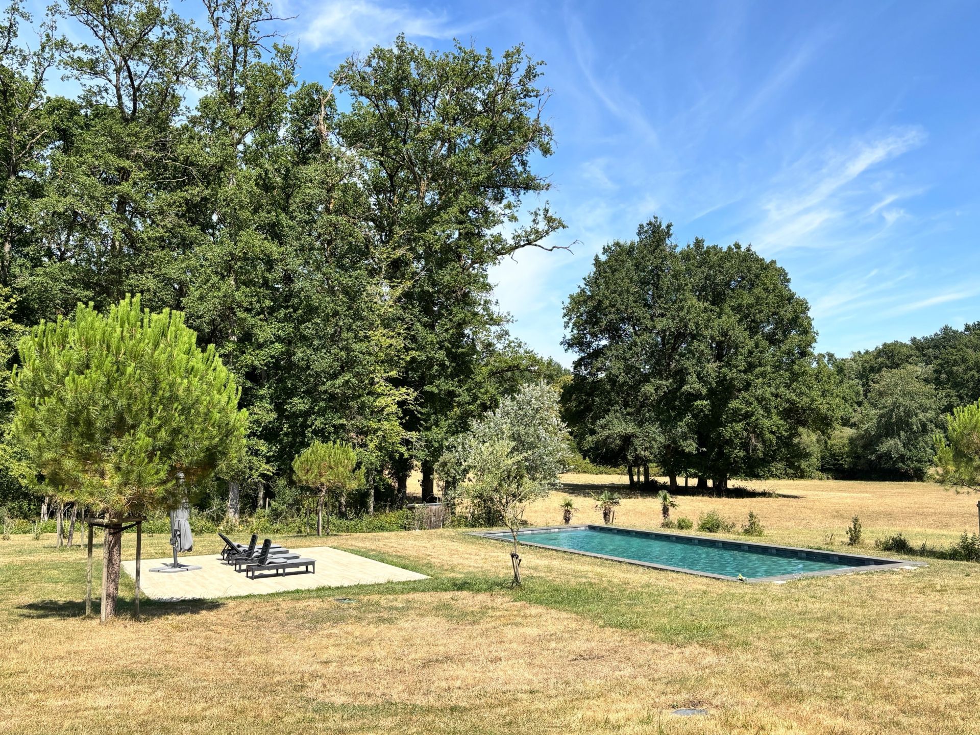 castle 8 Rooms for sale on GENILLE (37460)