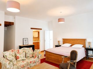 castle 17 Rooms for sale on AMBOISE (37400)