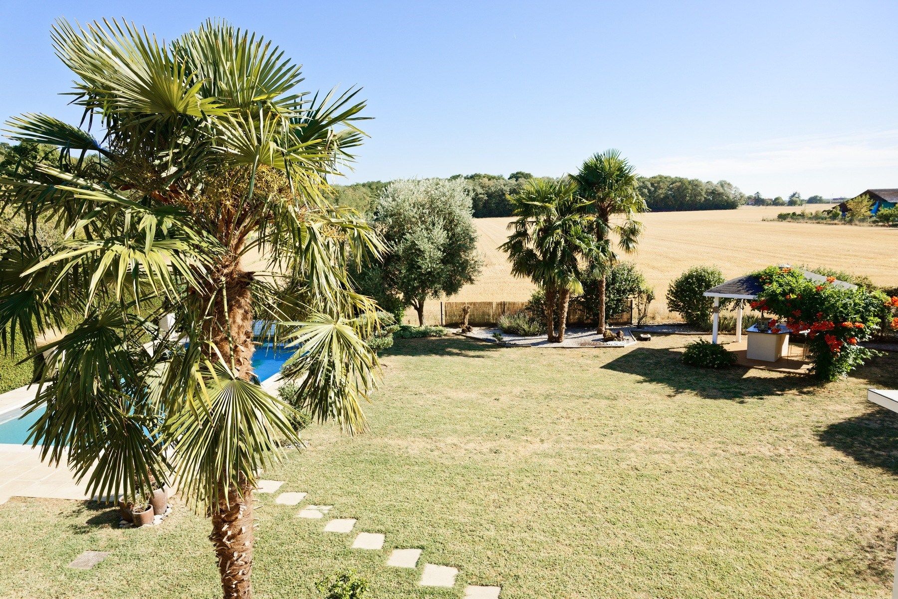 house 7 Rooms for sale on VENNECY (45760)
