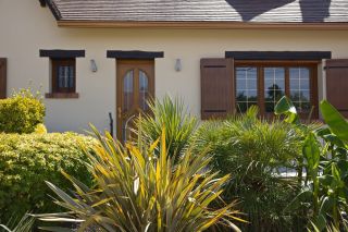 house 7 Rooms for sale on FLEURY LES AUBRAIS (45400)