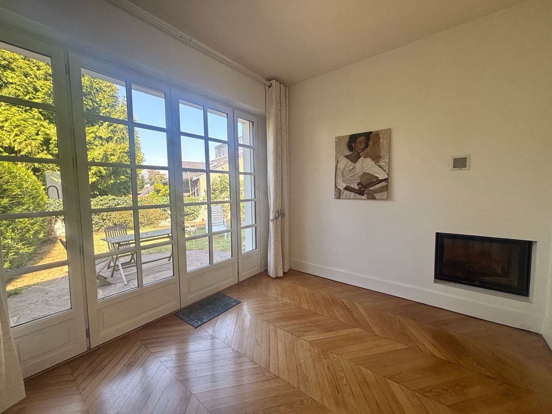 house 9 Rooms for sale on ORLEANS (45000)