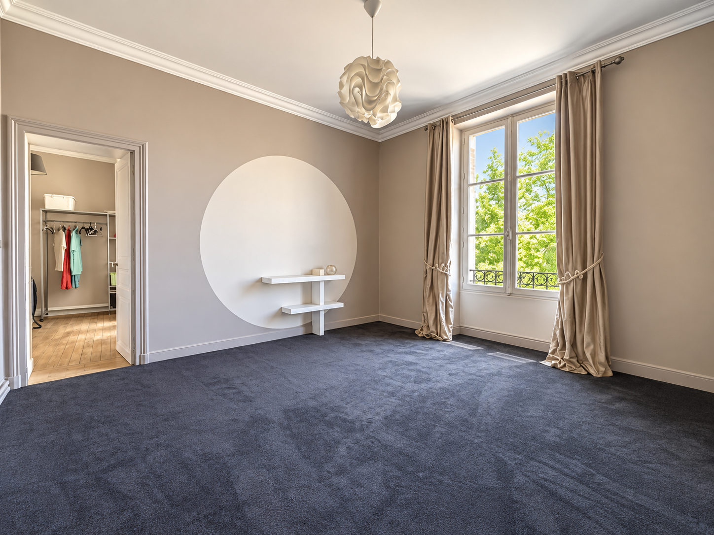 house 9 Rooms for sale on ORLEANS (45000)
