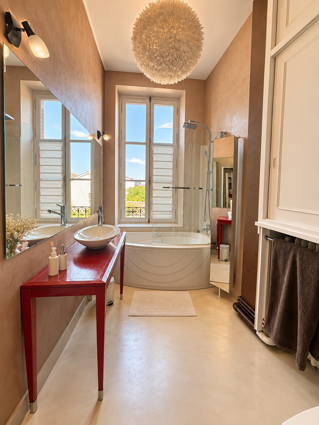 house 9 Rooms for sale on ORLEANS (45000)