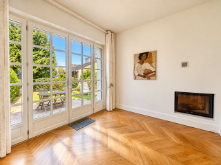 house 9 Rooms for sale on ORLEANS (45000)