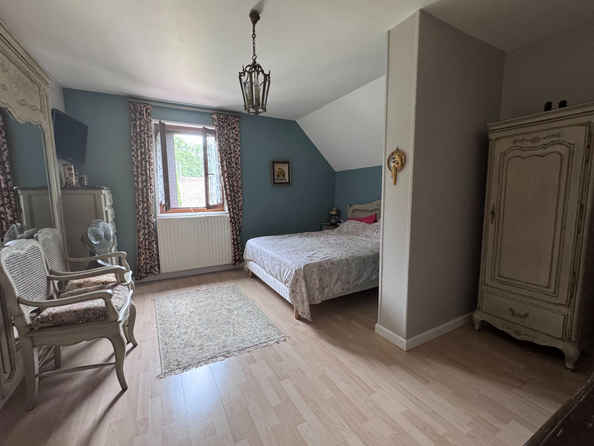 house 21 Rooms for sale on LIGNY LE RIBAULT (45240)