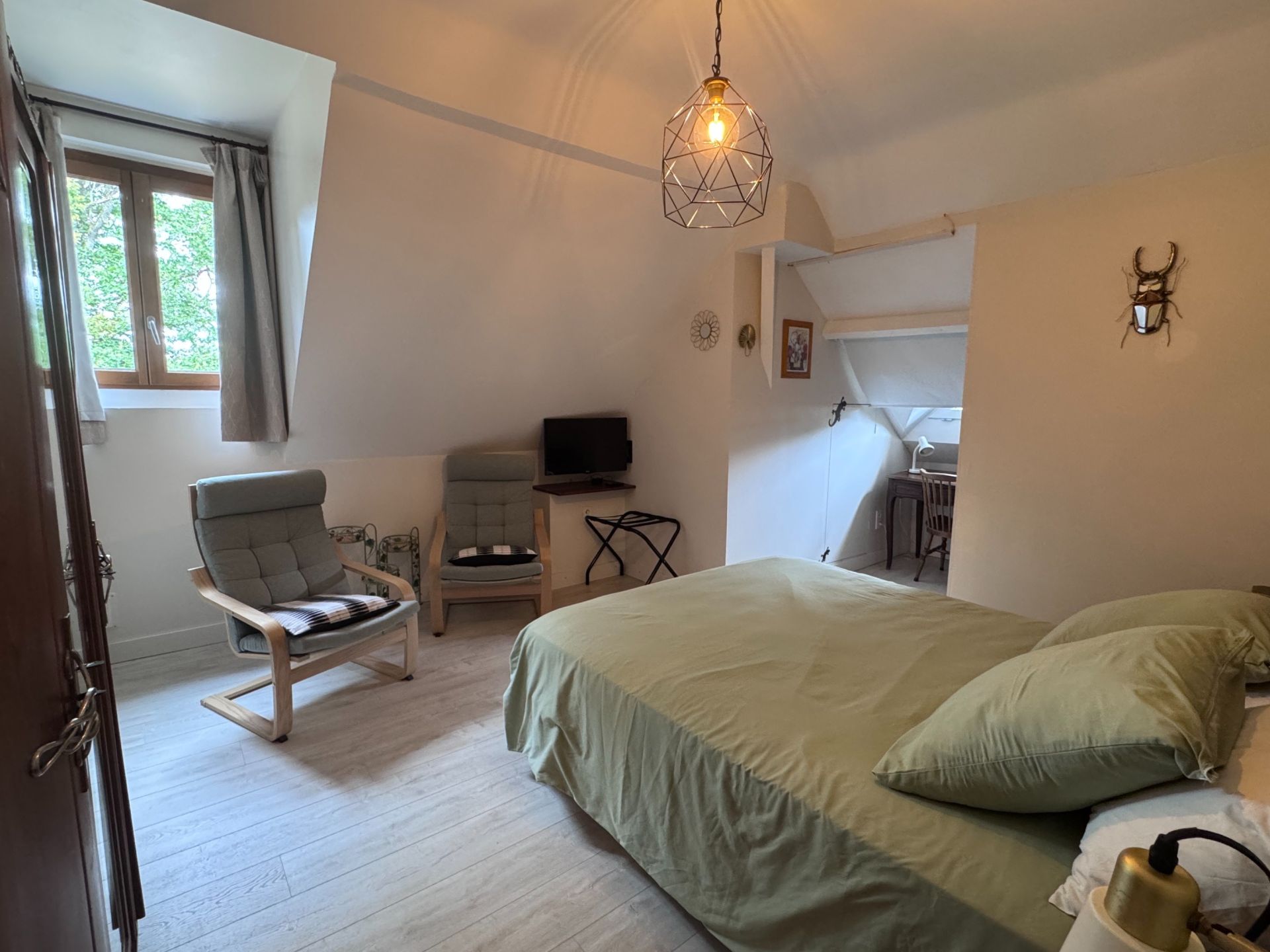 house 21 Rooms for sale on LIGNY LE RIBAULT (45240)