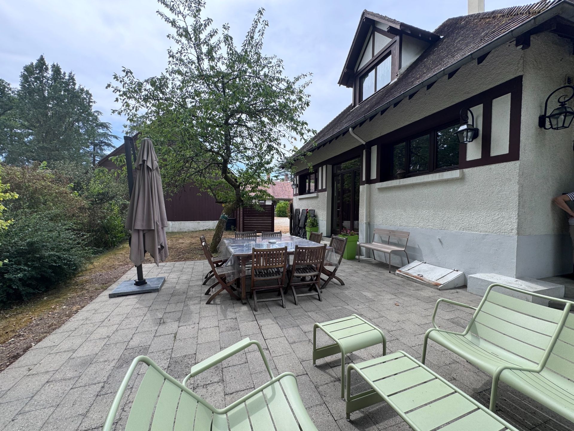 house 21 Rooms for sale on LIGNY LE RIBAULT (45240)