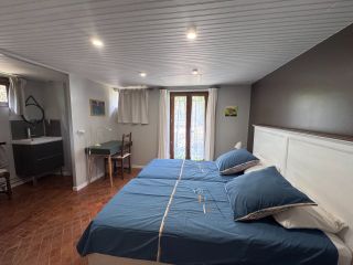 house 21 Rooms for sale on LIGNY LE RIBAULT (45240)