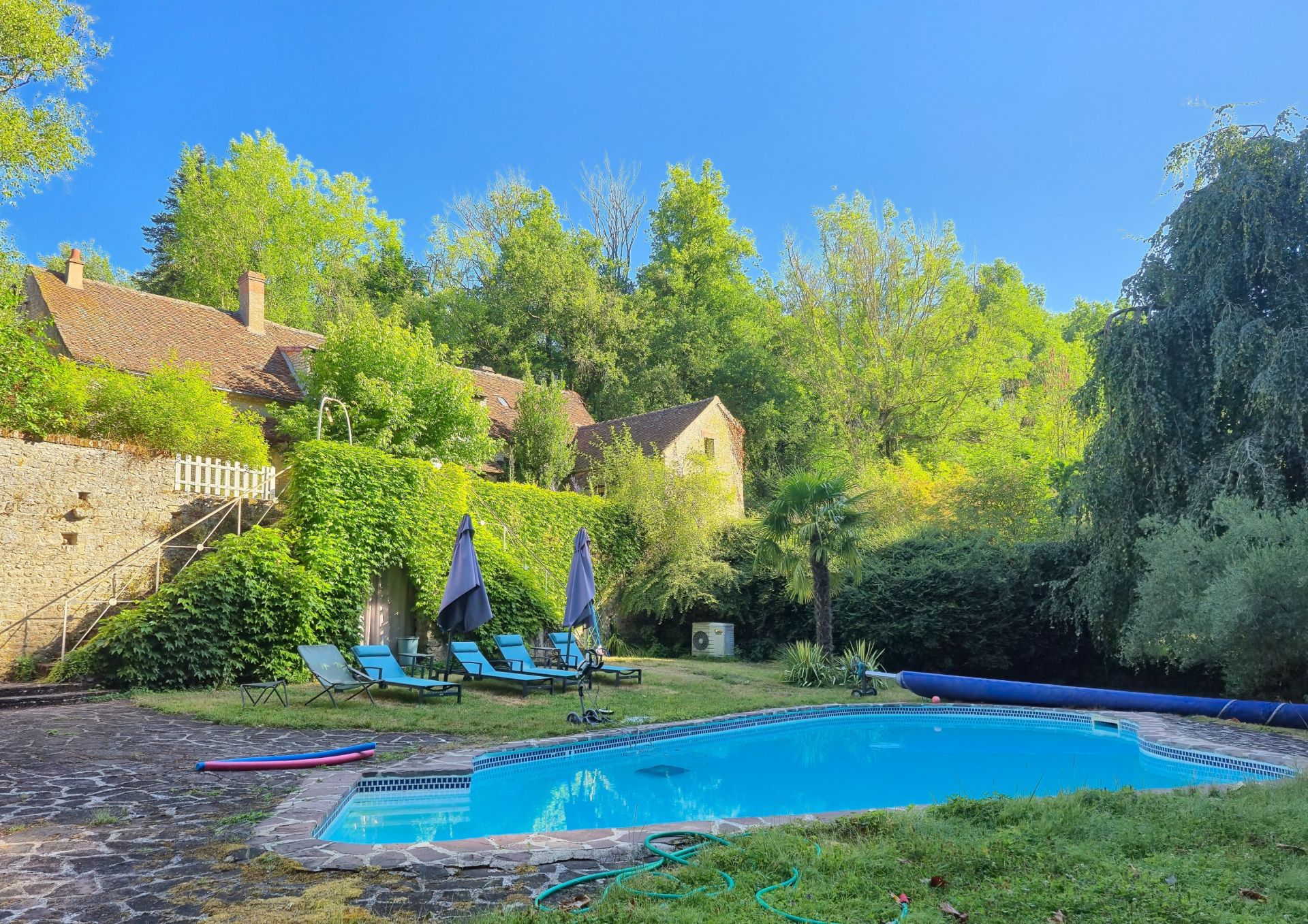 house 7 Rooms for sale on ESTOUY (45300)