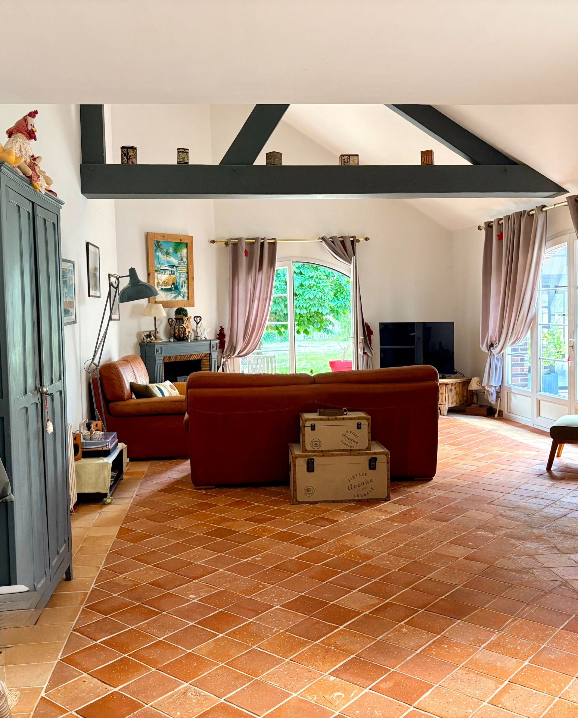 house 7 Rooms for sale on FERRIERES EN GATINAIS (45210)