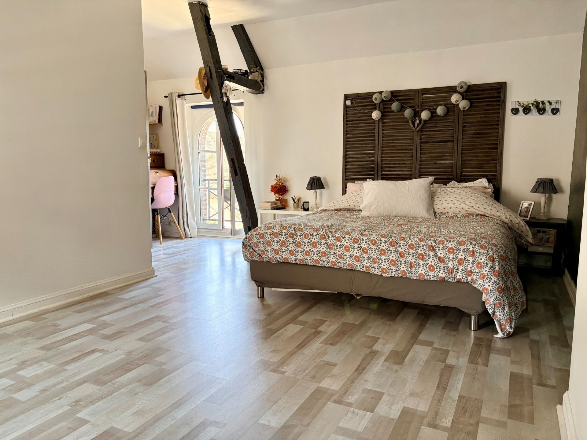 house 7 Rooms for sale on FERRIERES EN GATINAIS (45210)