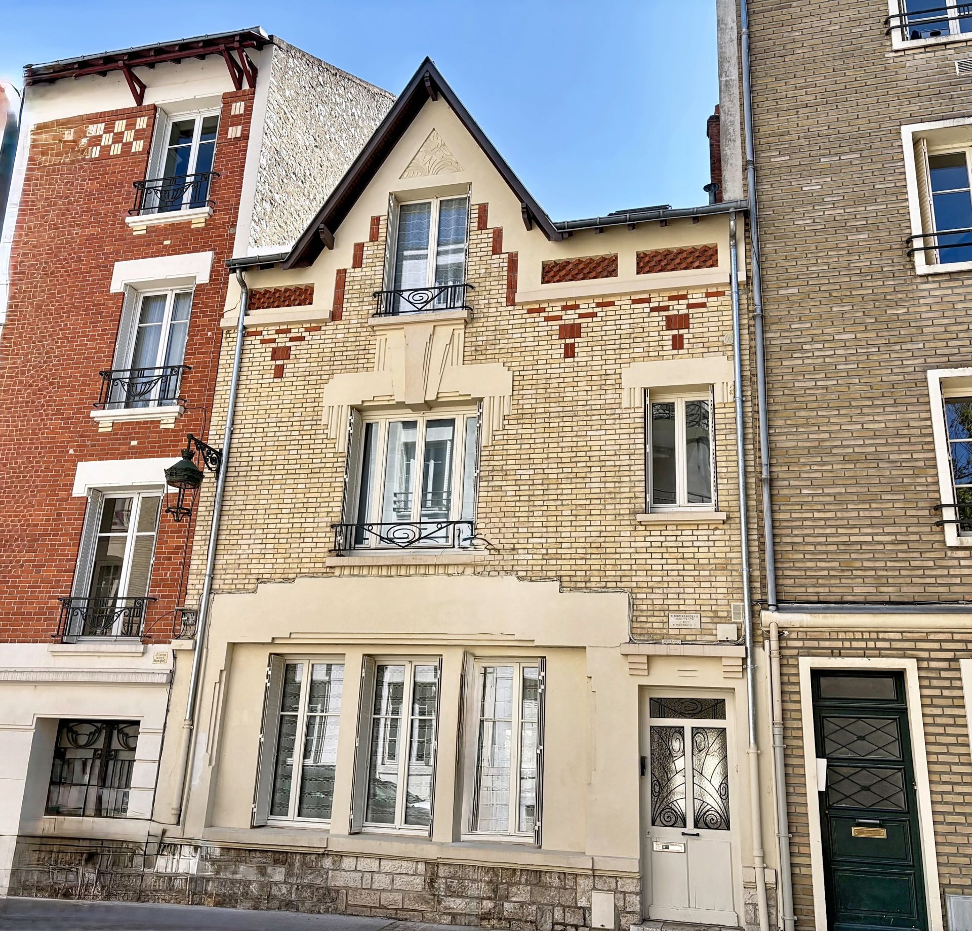 house 6 Rooms for sale on ORLEANS (45000)