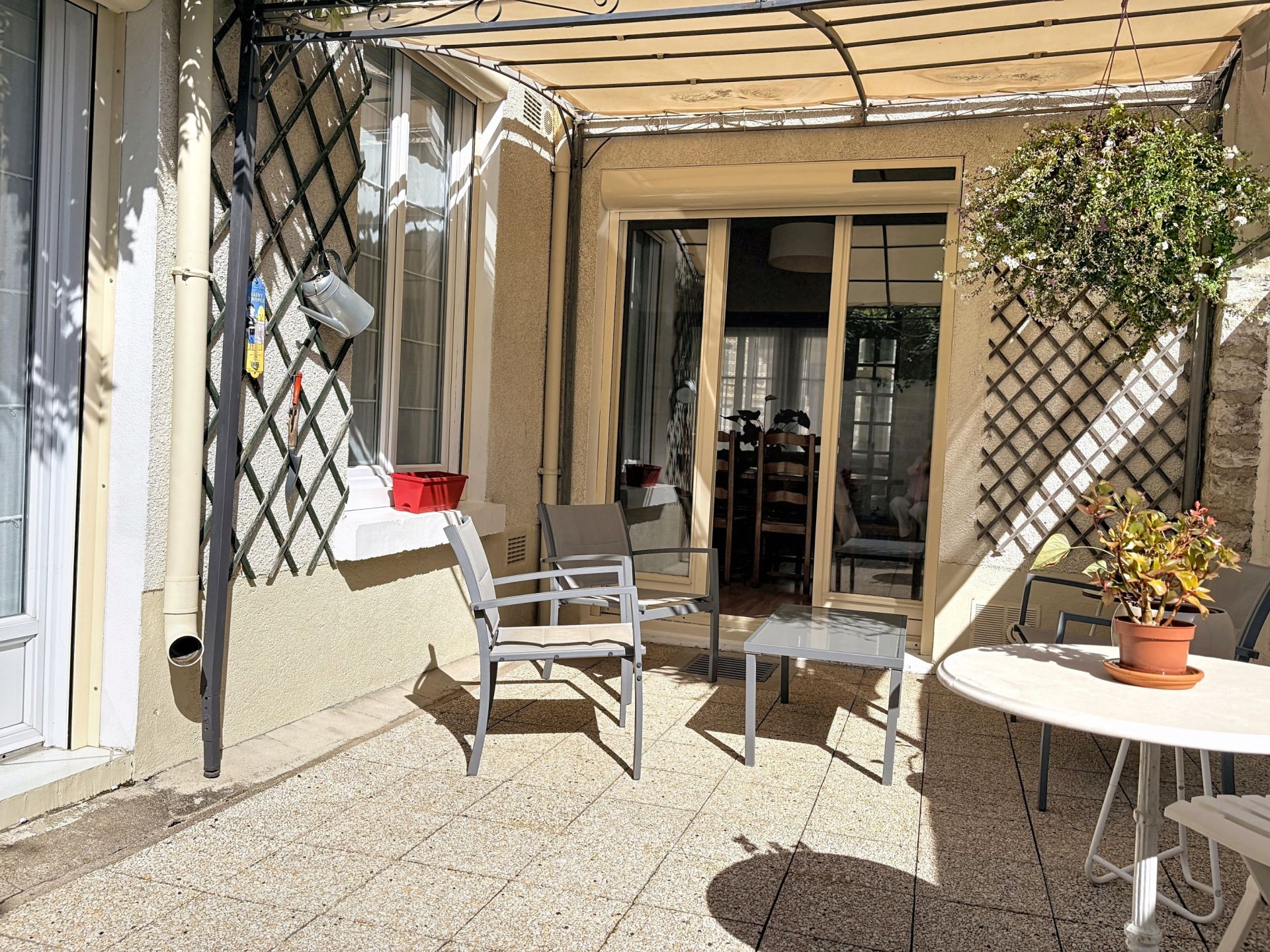house 6 Rooms for sale on ORLEANS (45000)