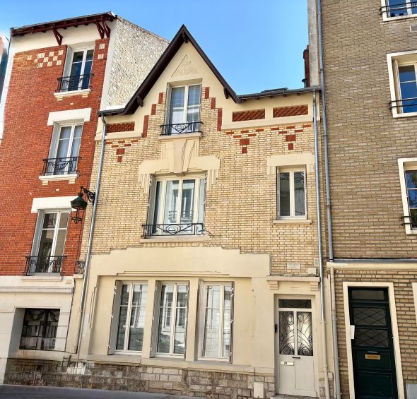Vente Maison Orléans 6&nbsp;Pièces 177&nbsp;m²