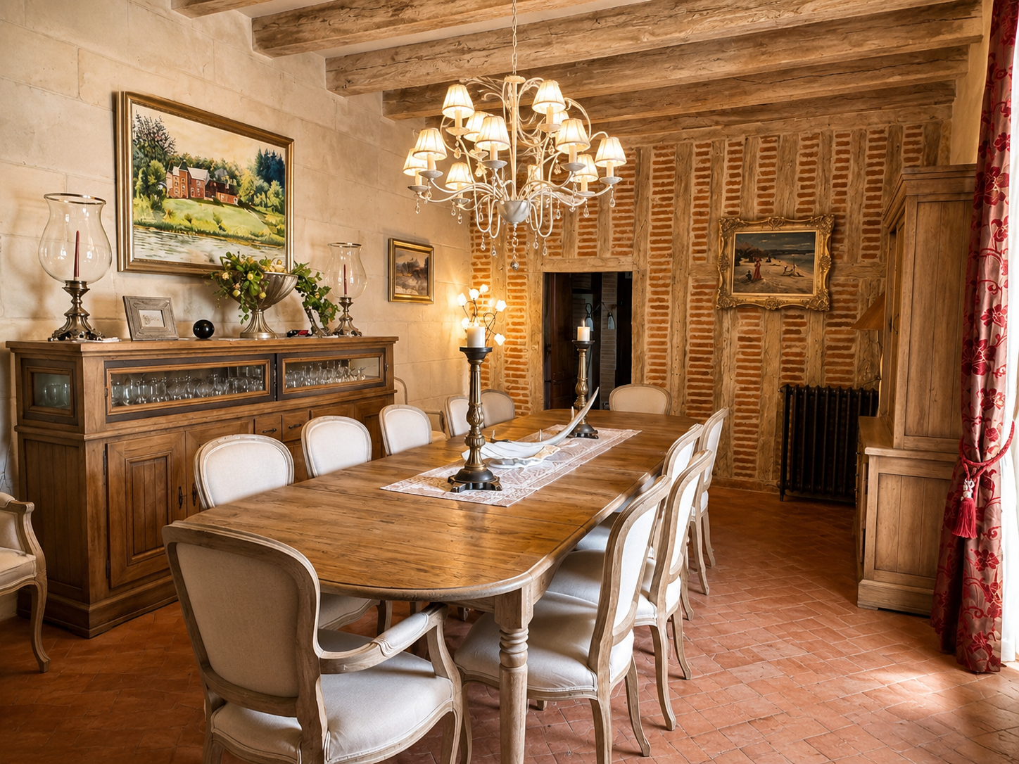 château 29 Pièces en vente sur BOURGUEIL (37140)