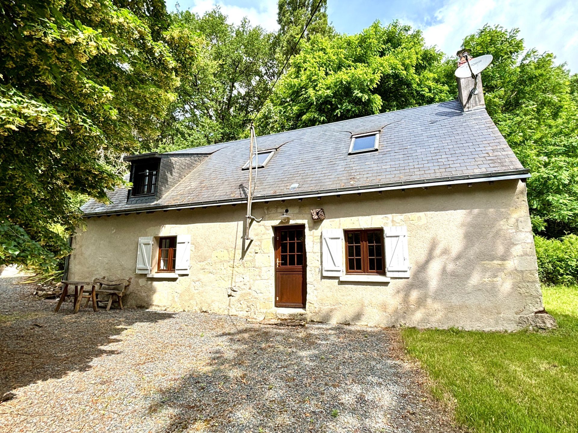 château 29 Pièces en vente sur BOURGUEIL (37140)