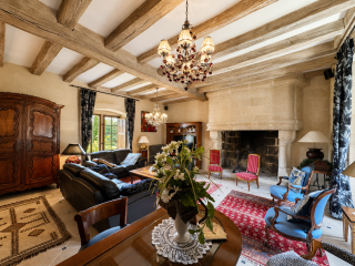 château 29 Pièces en vente sur BOURGUEIL (37140)