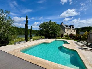 château 29 Pièces en vente sur BOURGUEIL (37140)