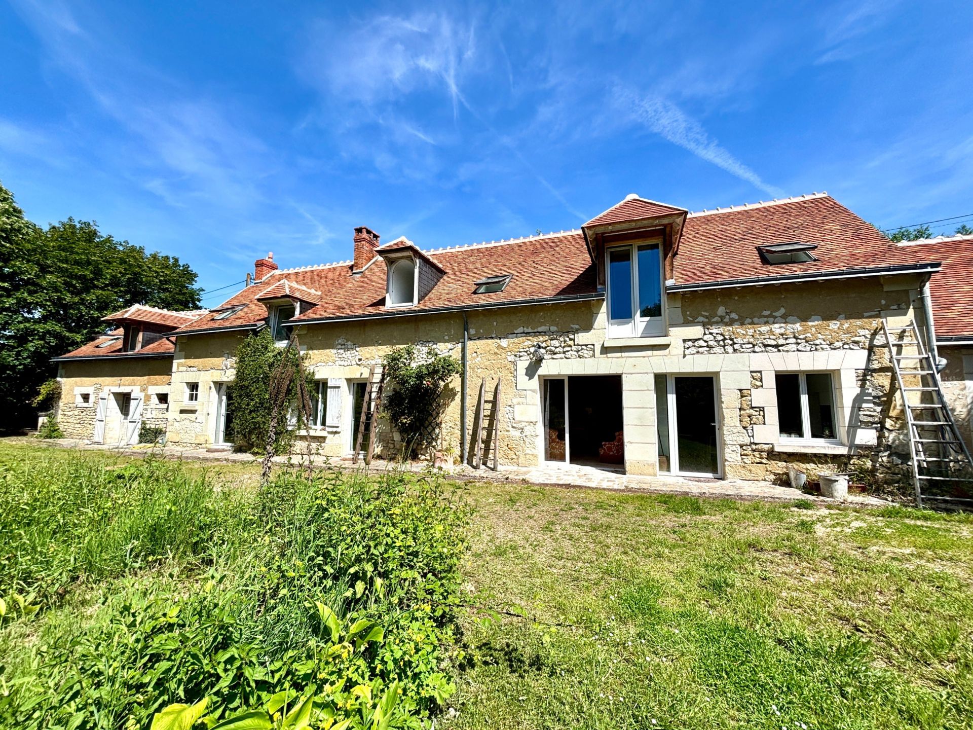 maison 9 Pièces en vente sur LIGUEIL (37240)