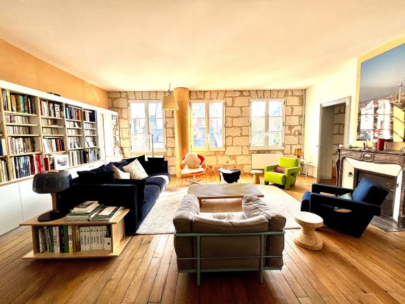 Vente Appartement Tours 8&nbsp;Pièces 212&nbsp;m²