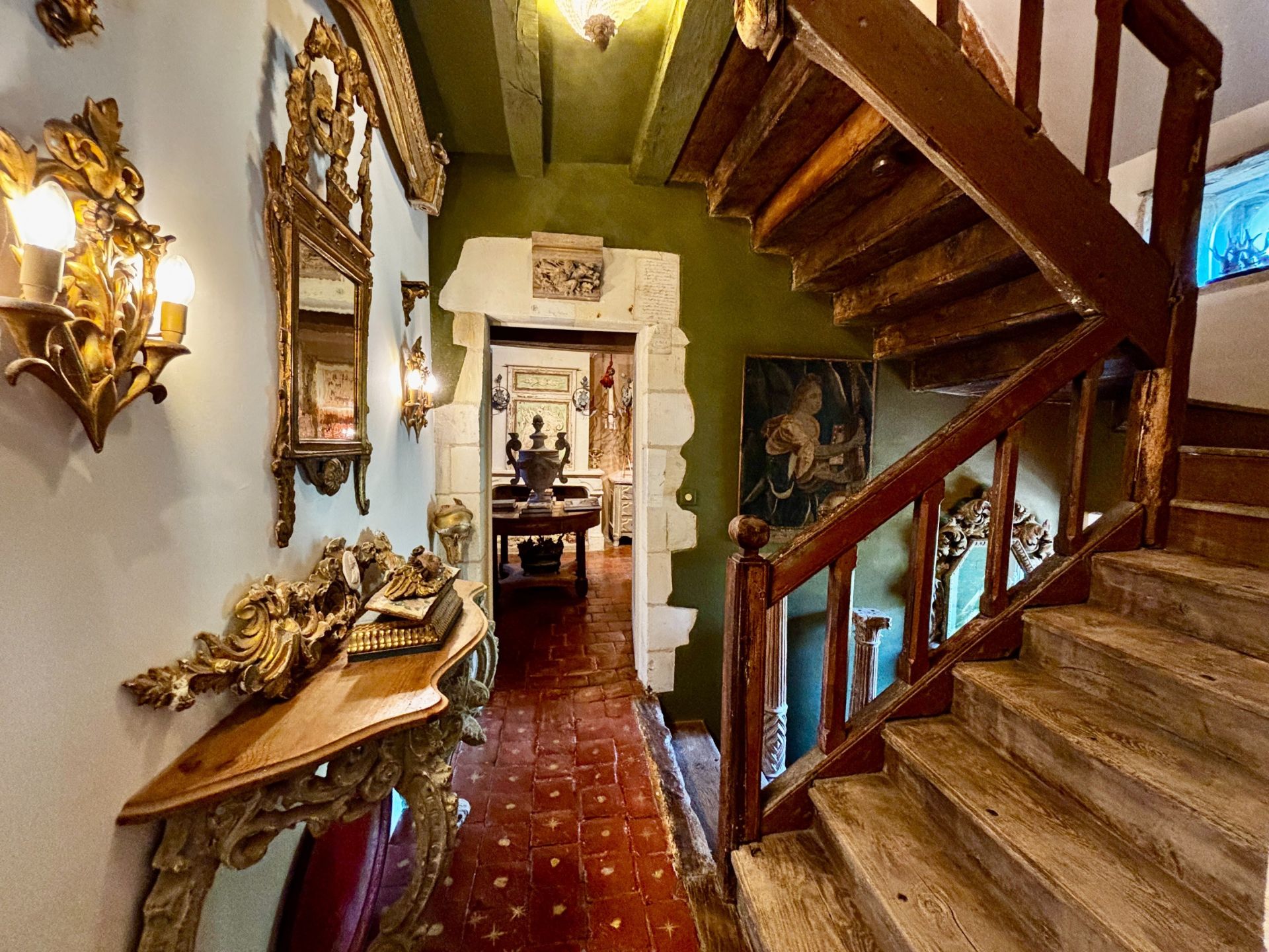 house 9 Rooms for sale on CUSSAY (37240)