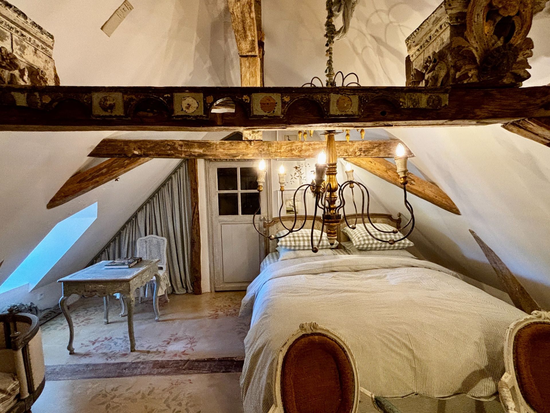 house 9 Rooms for sale on CUSSAY (37240)