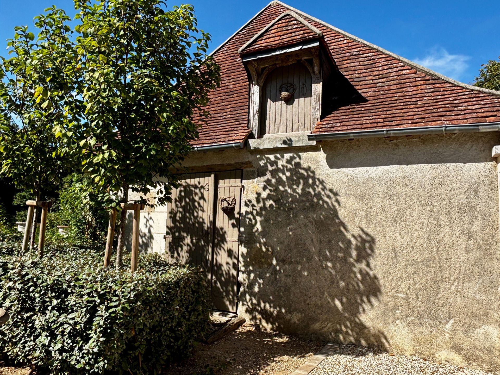house 9 Rooms for sale on CUSSAY (37240)