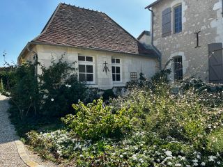house 9 Rooms for sale on CUSSAY (37240)