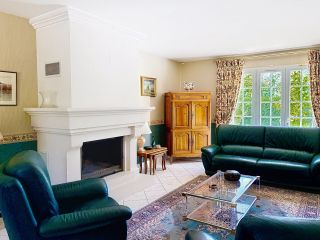 house 6 Rooms for sale on ORLEANS (45000)