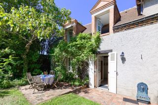 house 6 Rooms for sale on OLIVET (45160)