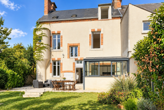 house 9 Rooms for sale on ORLEANS (45100)