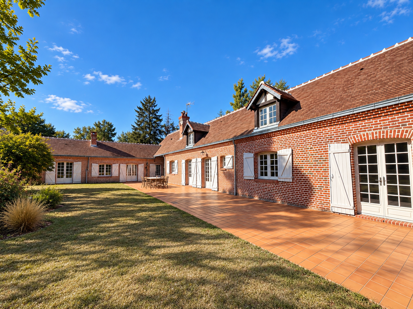 maison 10 Pièces en vente sur MARCILLY EN VILLETTE (45240)