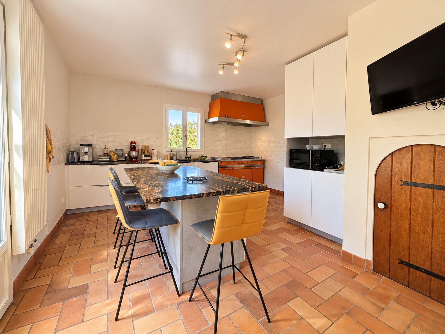 maison 10 Pièces en vente sur MARCILLY EN VILLETTE (45240)
