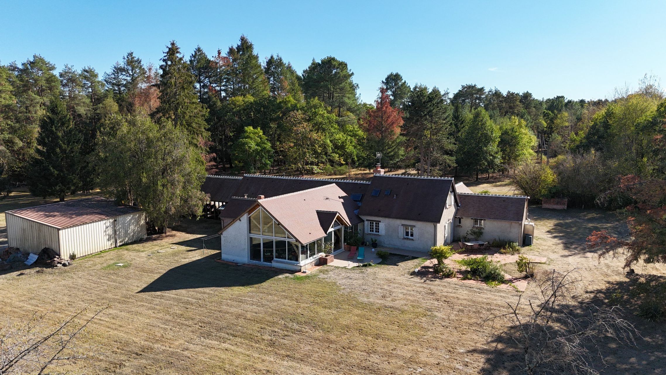 maison 10 Pièces en vente sur MARCILLY EN VILLETTE (45240)