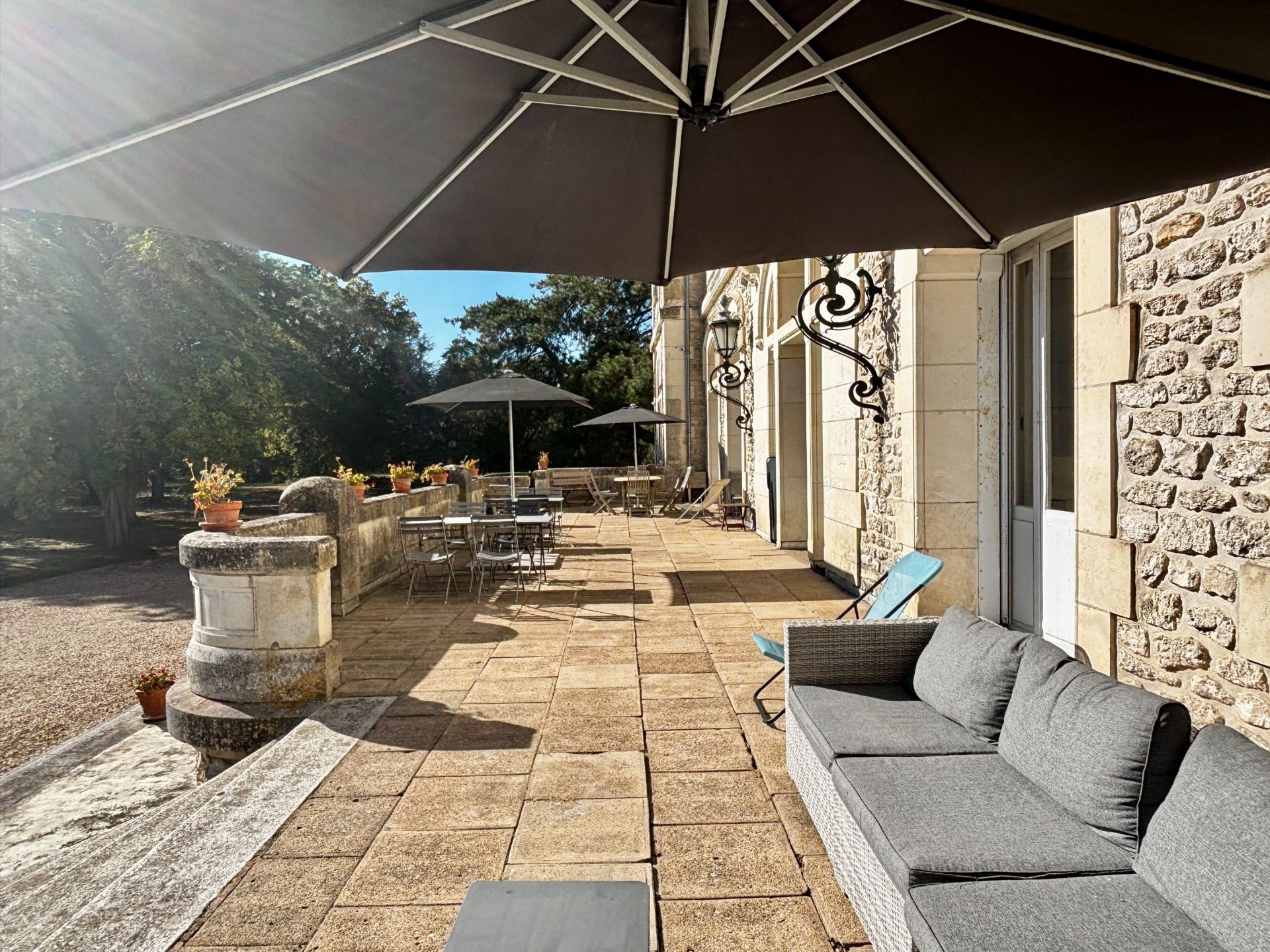 château 25 Pièces en vente sur AZAY LE RIDEAU (37190)
