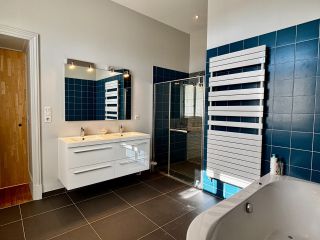 château 25 Pièces en vente sur AZAY LE RIDEAU (37190)