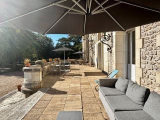 château 25 Pièces en vente sur AZAY LE RIDEAU (37190)