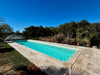 contemporary house 6 Rooms for sale on CHARGE (37530)