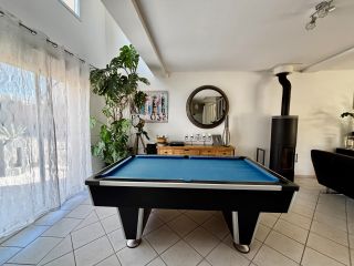contemporary house 6 Rooms for sale on CHARGE (37530)