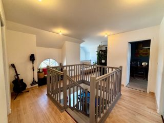 contemporary house 6 Rooms for sale on CHARGE (37530)