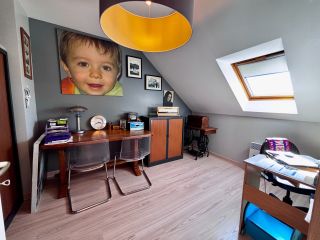 contemporary house 6 Rooms for sale on CHARGE (37530)