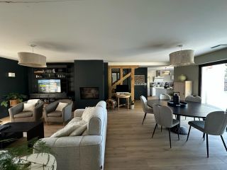 house 5 Rooms for sale on VOUZON (41600)